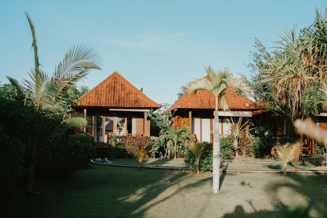 Hotel Dini D'Nusa Lembongan Exterior foto